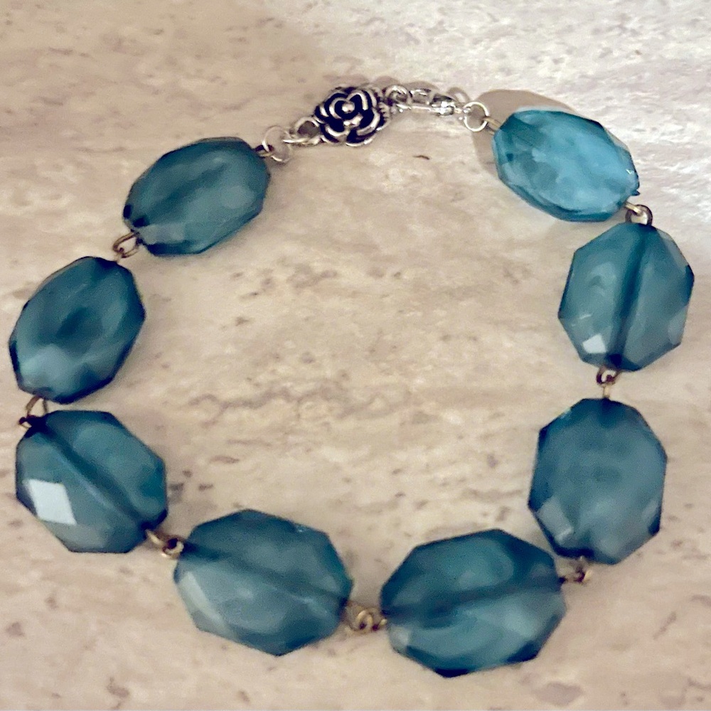 Hand-crafted turquoise (blue-green) bracelet